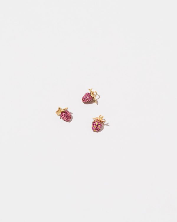 Strawberry Charm - Diamond & Ruby Online